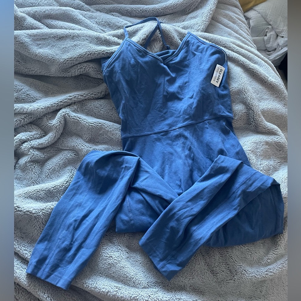 Old navy super cute one piece athletic NEVER WORN NEW WITH TAGS